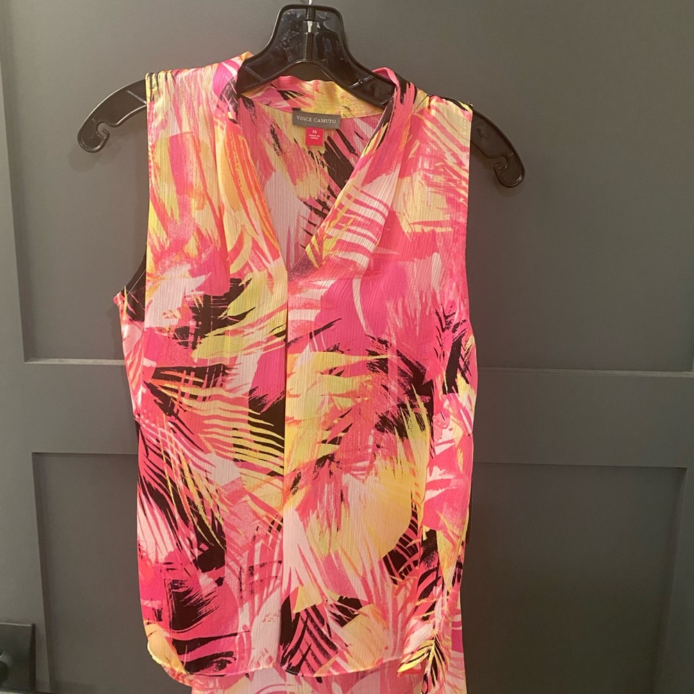 Colorful, sleeveless top, fun for vacation